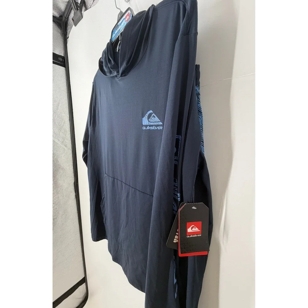 Quiksilver piece surf